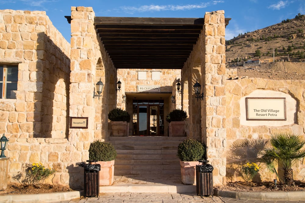 boutique hotels in Petra