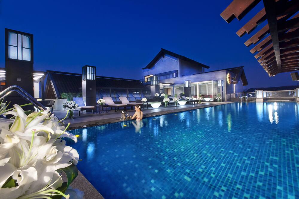 boutique hotels in Fuyang