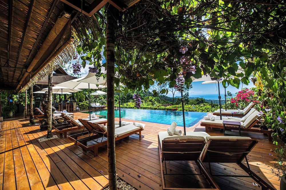 boutique hotels in Dominical