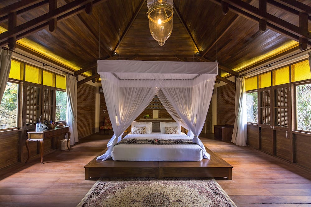 boutique hotels in Labuan Bajo