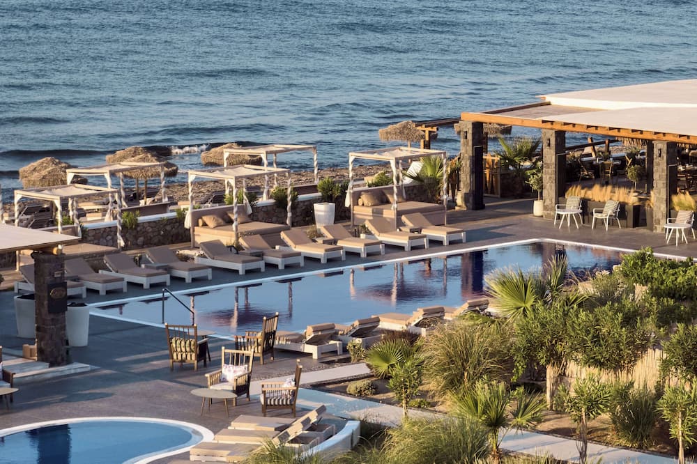 boutique hotels in Vlychada