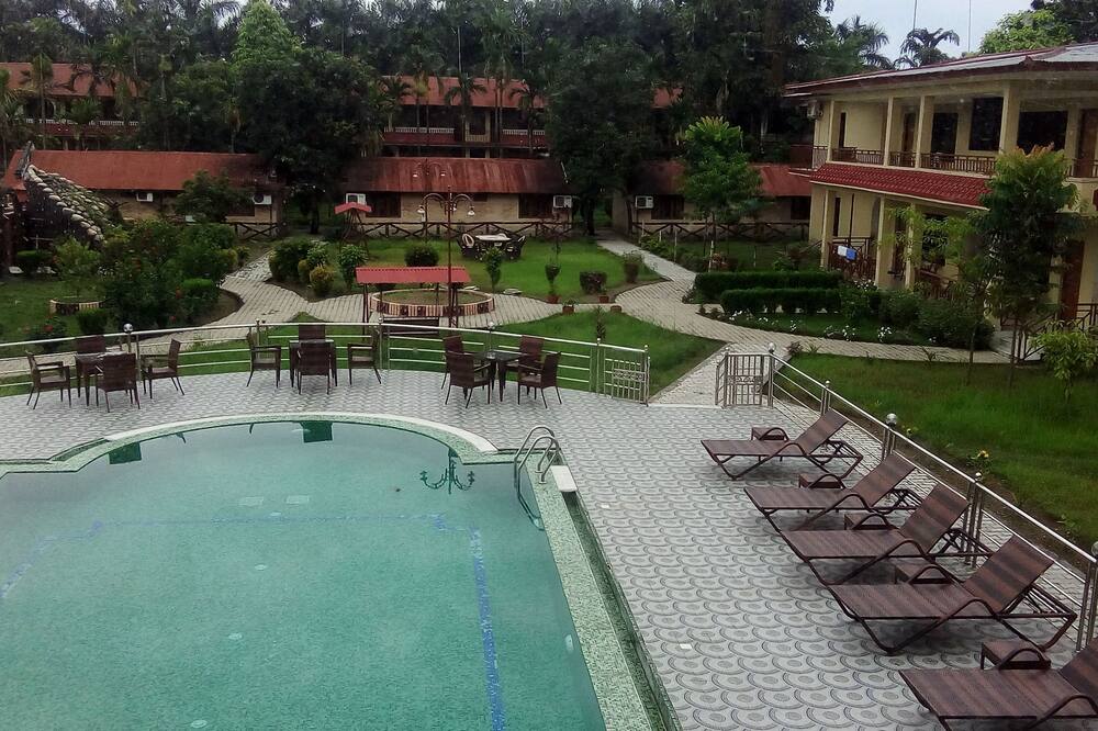 boutique hotels in Chitwan National Park
