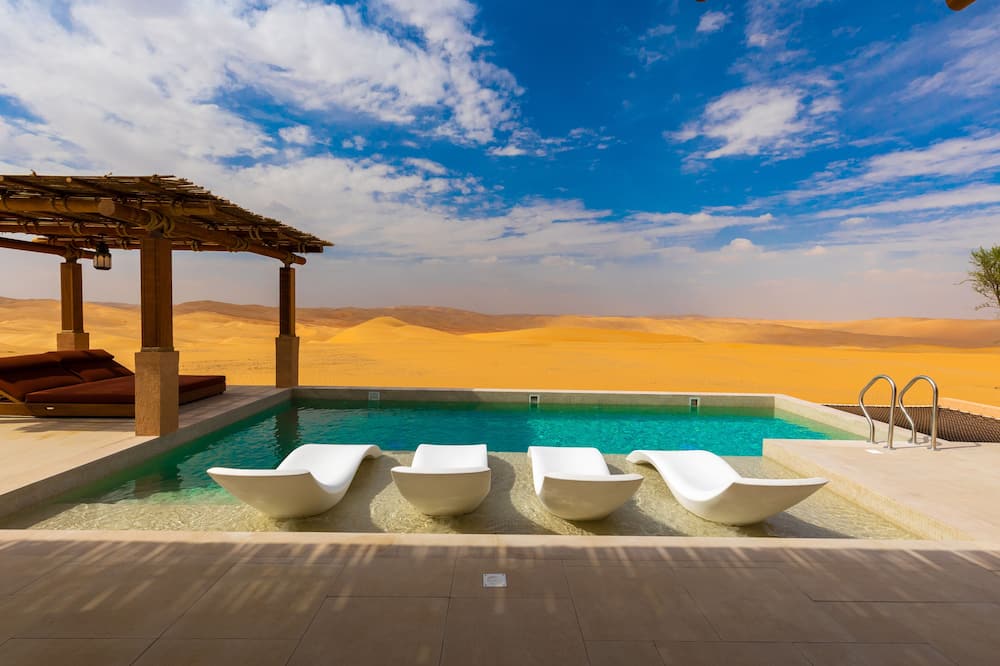 boutique hotels in Jurayrah