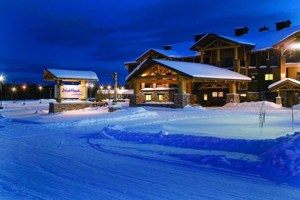 boutique hotels in Yellowstone National Park-West Gate