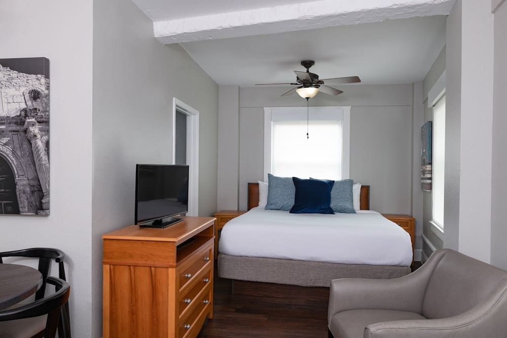 boutique hotels in Bexar County