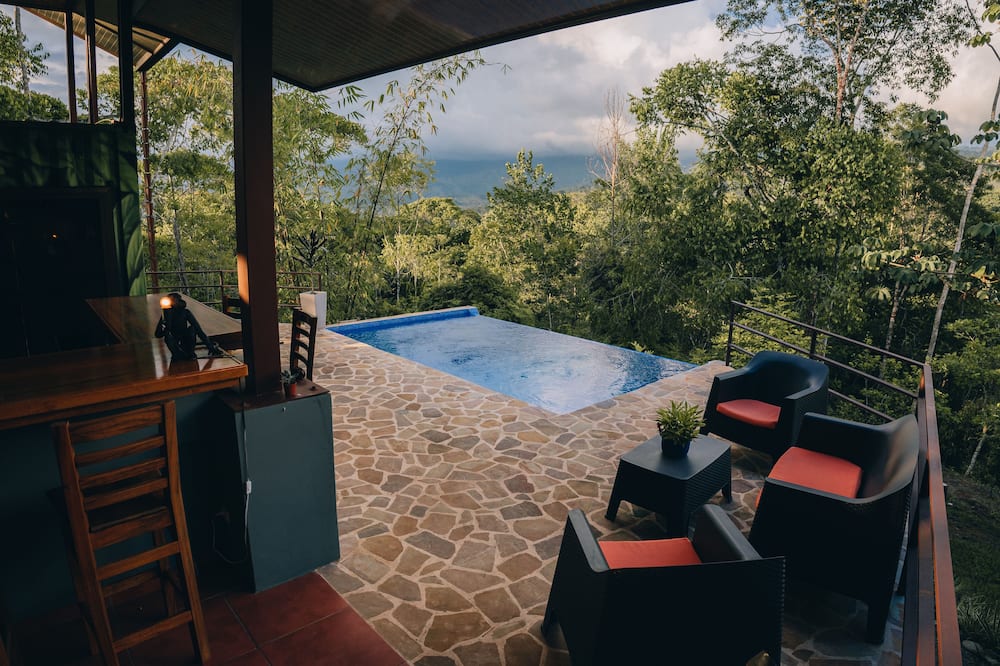 boutique hotels in Dominical