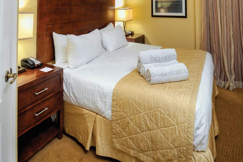 boutique hotels in West (For Supply Target Only: 2013)