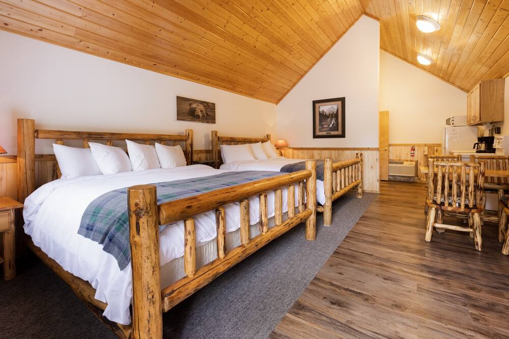 boutique hotels in Glacier National Park