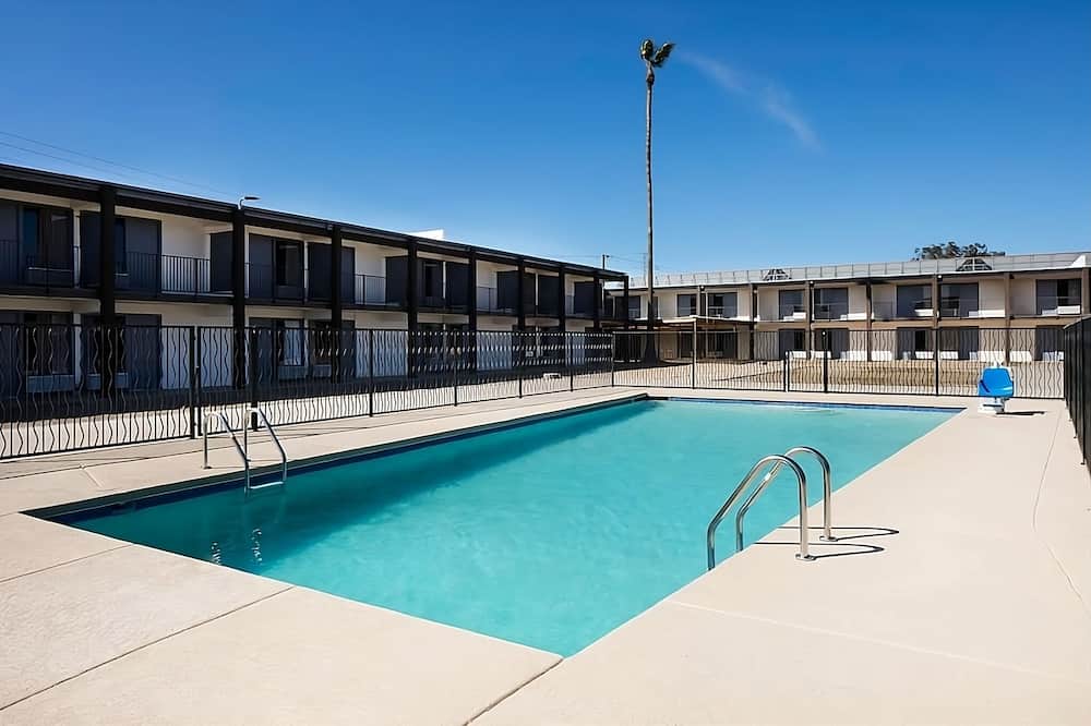 boutique hotels in Region West