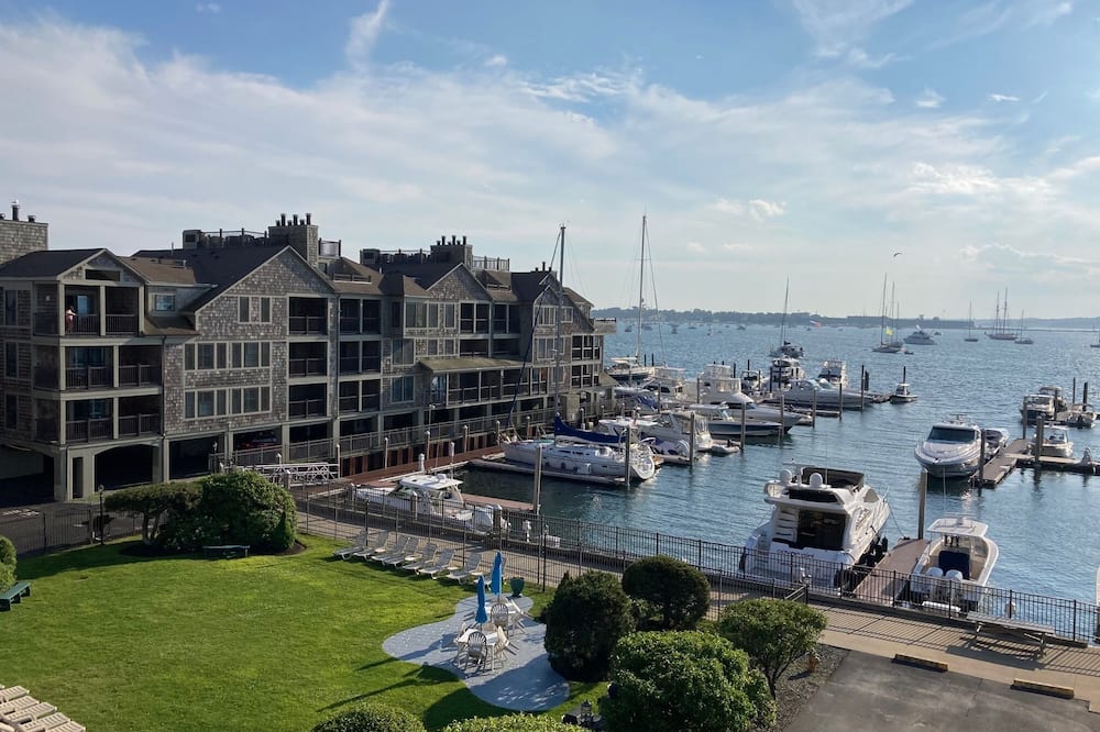 boutique hotels in Newport