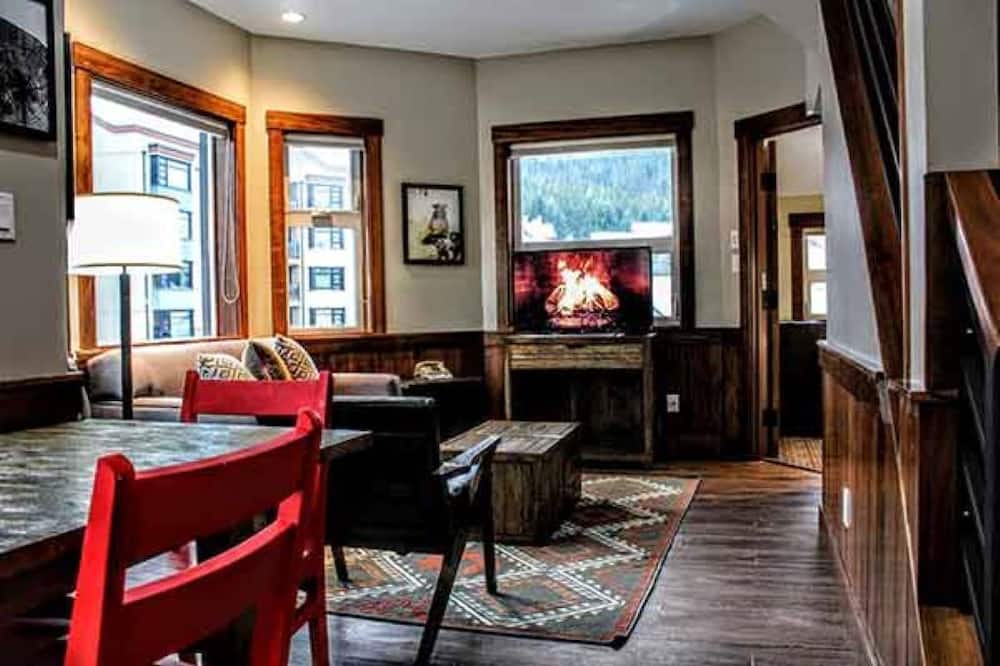 boutique hotels in Sea To Sky Highway