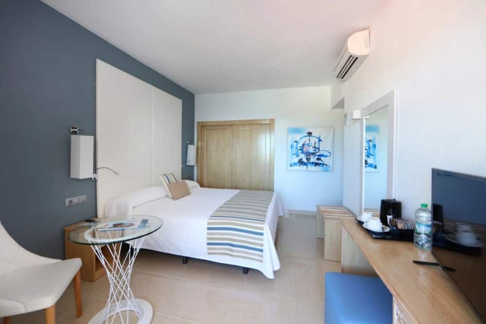 boutique hotels in Portinatx