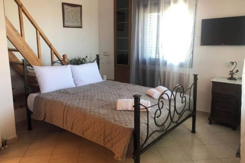 boutique hotels in Diakofti