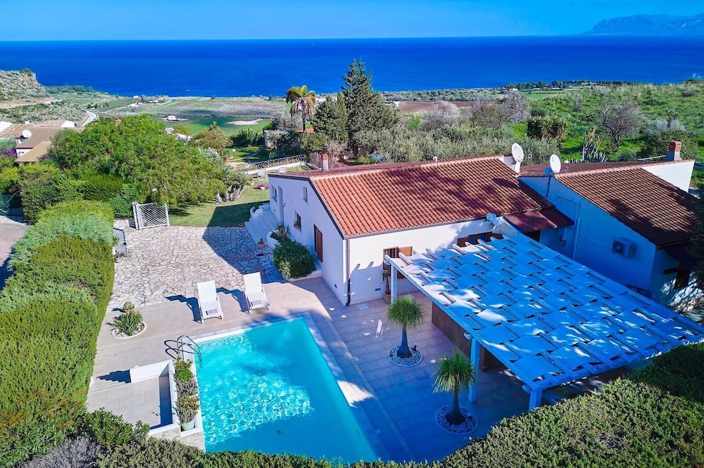boutique hotels in Zingaro Nature Reserve